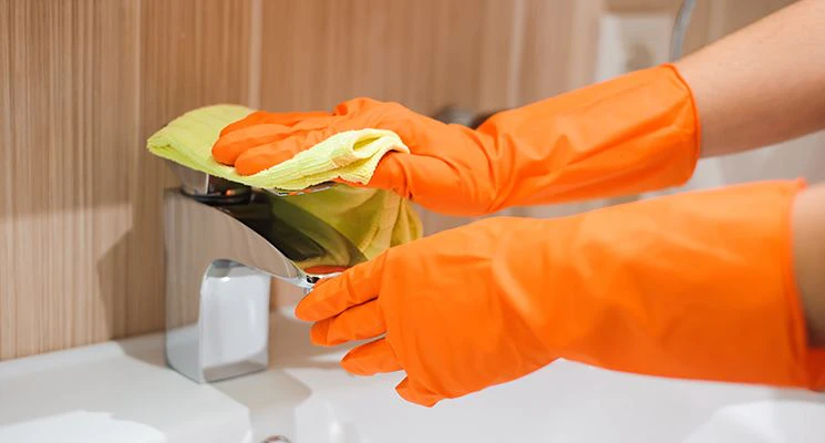 Bathroom Cleaning Tricks