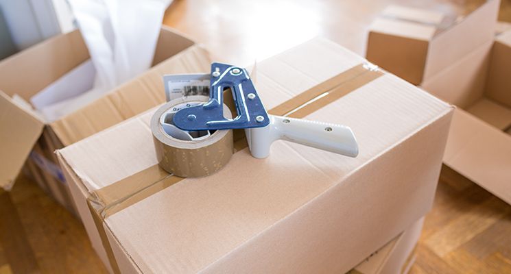 Dubai to Canada: Things to Take with You