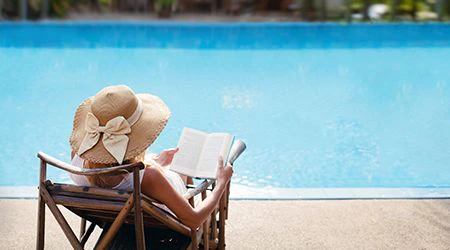 Swimming pool cleaning services in Dubai