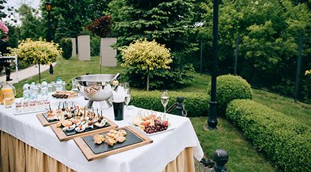 Catering services in Abu Dhabi