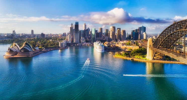 Moving to Australia Without a Job: Dos and Don’ts