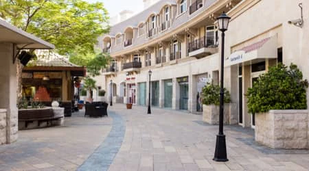 living in mirdif dubai