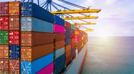 shipping containers Dubai