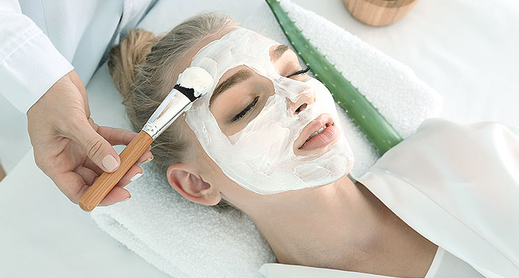 How Much Do At Home Salon Services Cost In Dubai