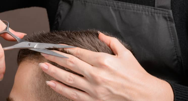 Why Get the Services of a Barber at Home in Dubai