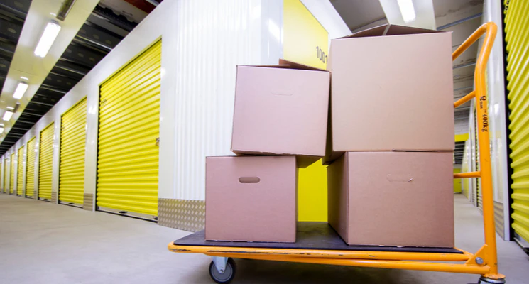 furniture storage dubai cost