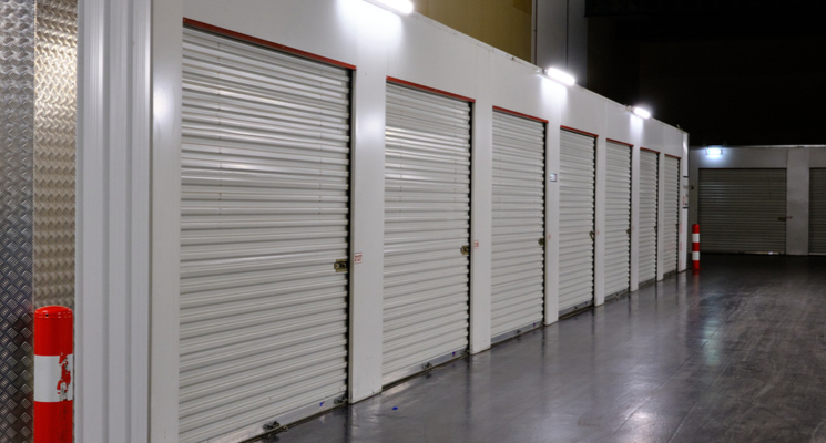 How Do You Store Furniture in Dubai?