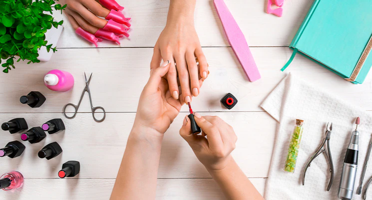 mani-pedi home service Dubai