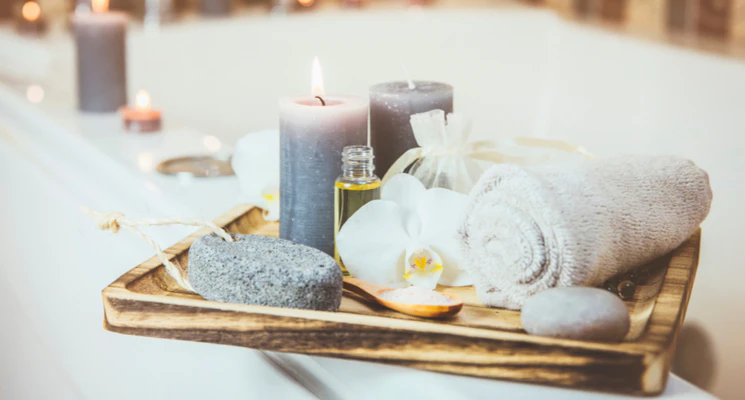 book a luxury salon at home service