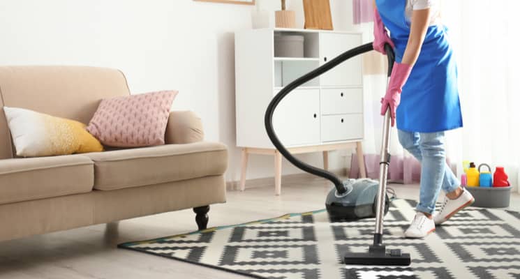 How to Recruit a Full-Time Maid in Dubai