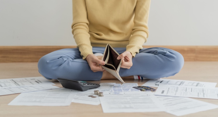 How to Save Money When Living in Abu Dhabi 