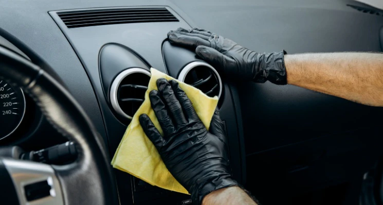 Reasons Dubai Residents Are Switching to Home Car Wash Services