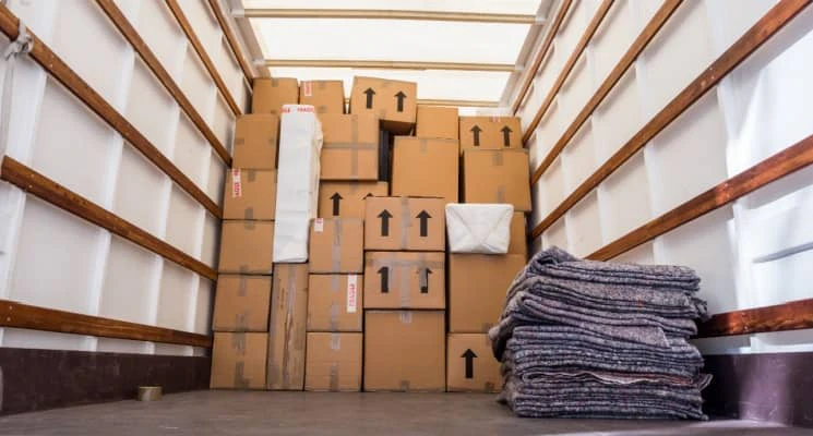 Manpower & Equipment Guide for Every Home Size while Moving in Dubai