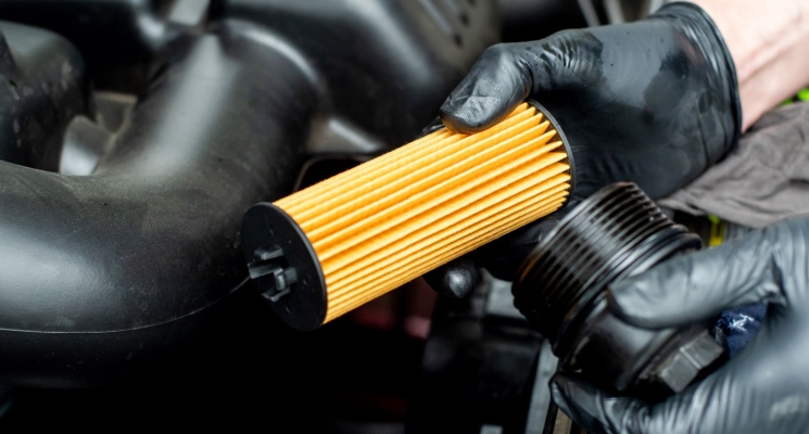 7 Smart Reasons to Book Regular Car Servicing in Dubai
