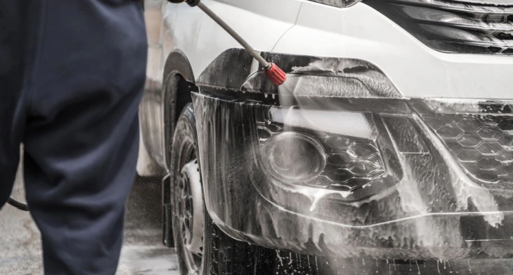 How Much Does a Car Wash in Abu Dhabi Cost