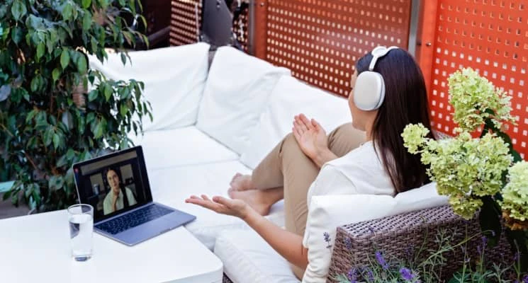 In-Person vs. Online Psychotherapy At-Home