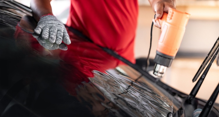 How Much Does Car Window Tinting at Home Cost in Abu Dhabi