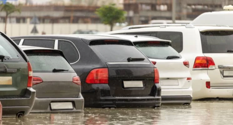 cars stuck in rainwater in Dubai