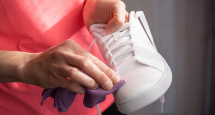 Mistakes to Avoid When Shoe Cleaning at Home in Dubai