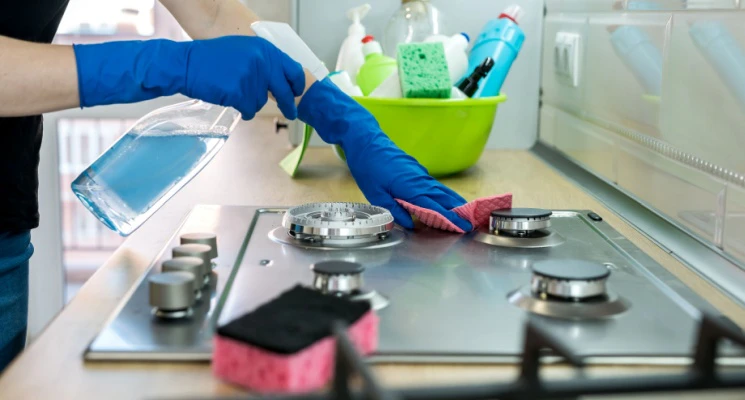 Things Cleaners Instantly Spot When They Enter Your Home